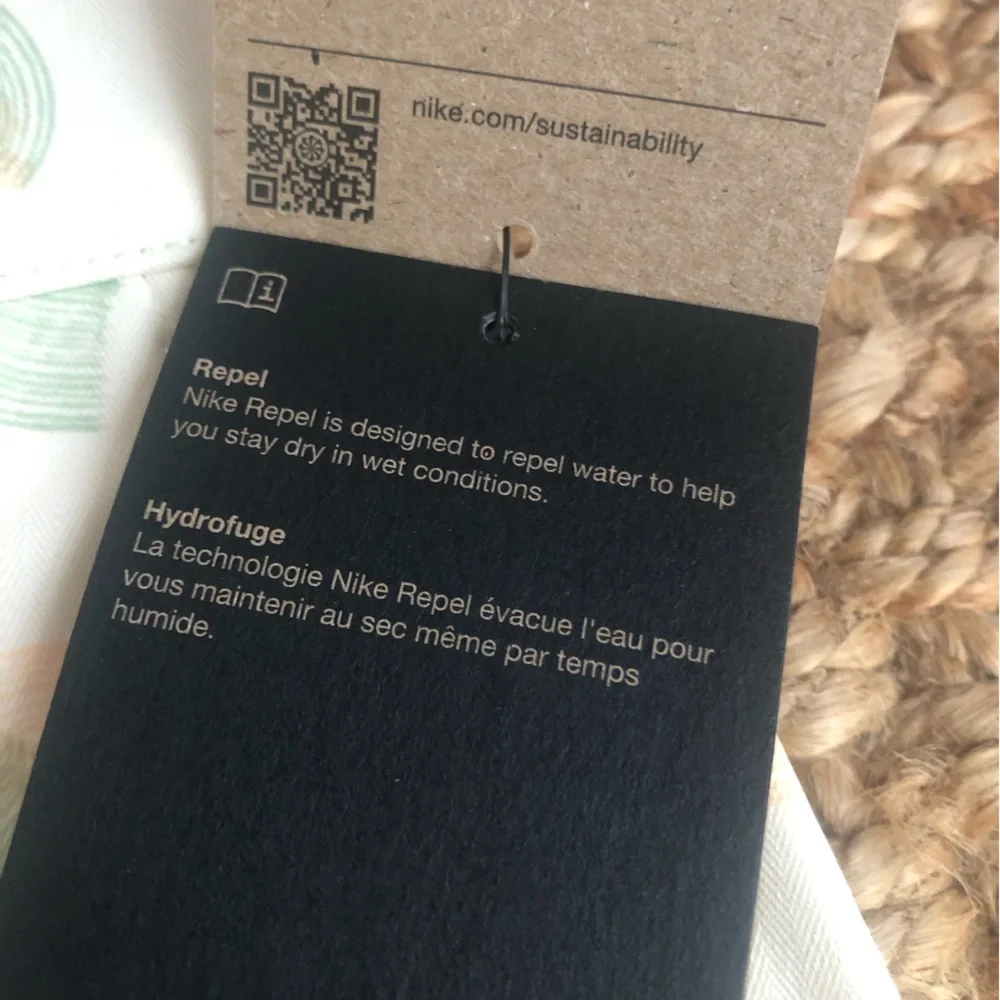New w Tag: Nike Tour Golf Shorts. Size Medium or 32 Waist